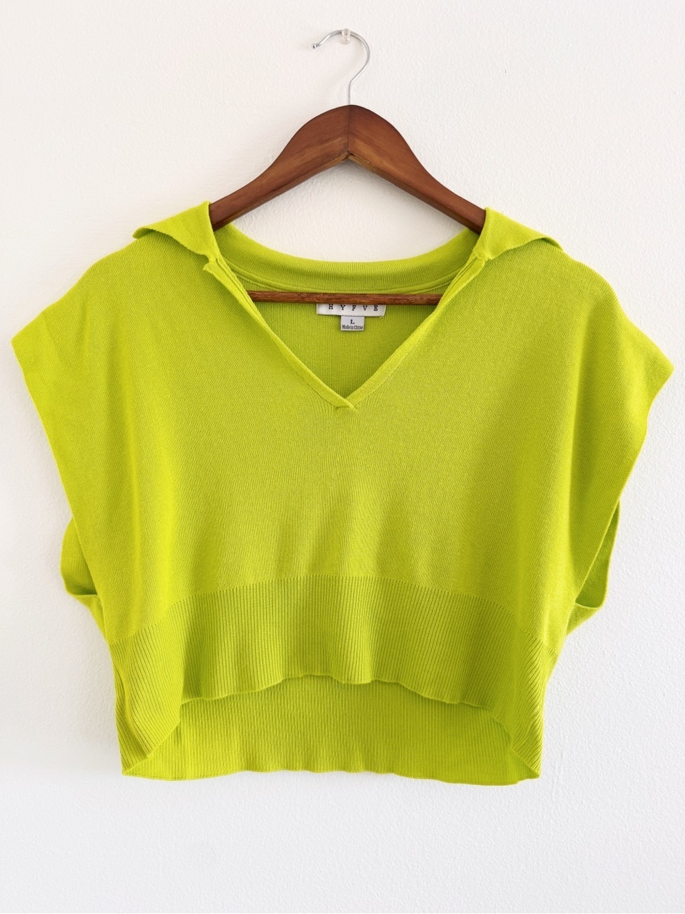 HYFVE Neon Lime V-Neck Cropped Knit Top large